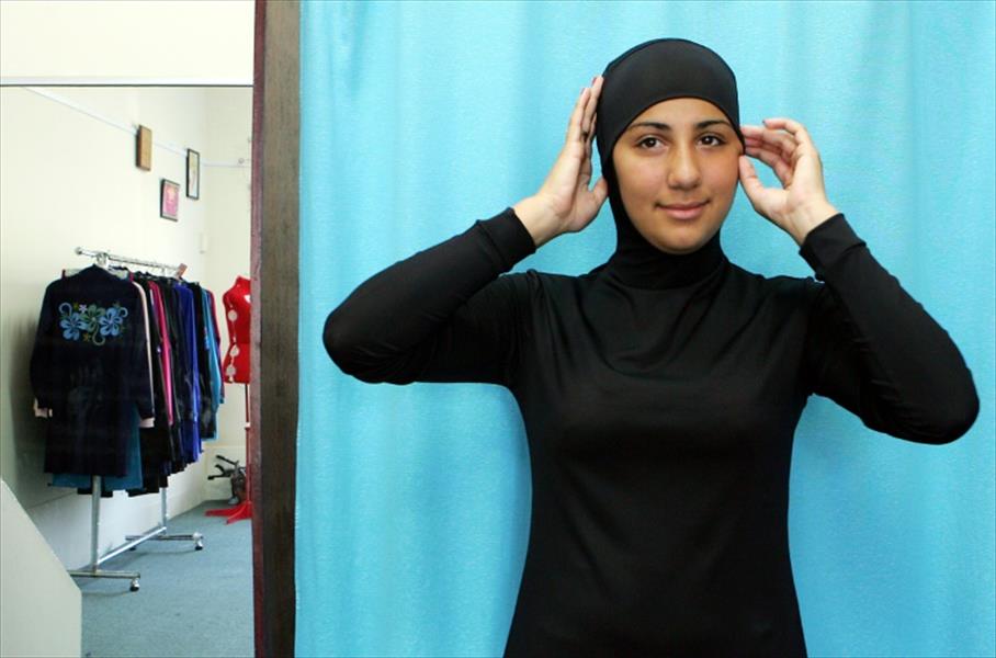 بلدة فرنسية ثالثة تمنع لباس البحر الإسلامي