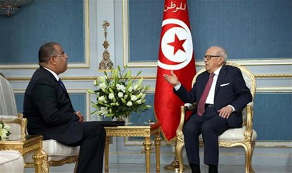 تونس: تراجع العجز التجاري إلى 100 مليون دينار