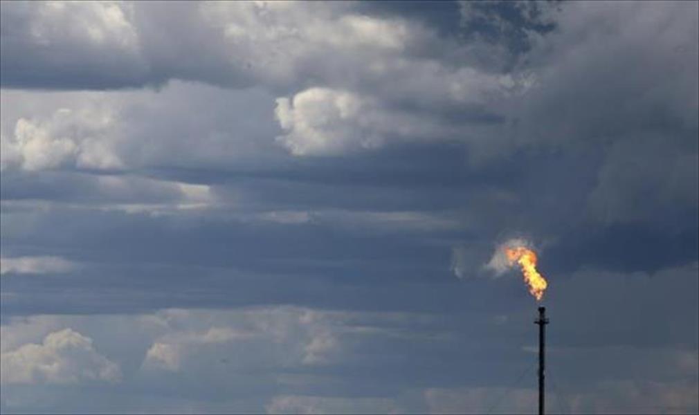 النفط يختتم أسبوعا من الارتفاع بعد تصريحات «أوبك»