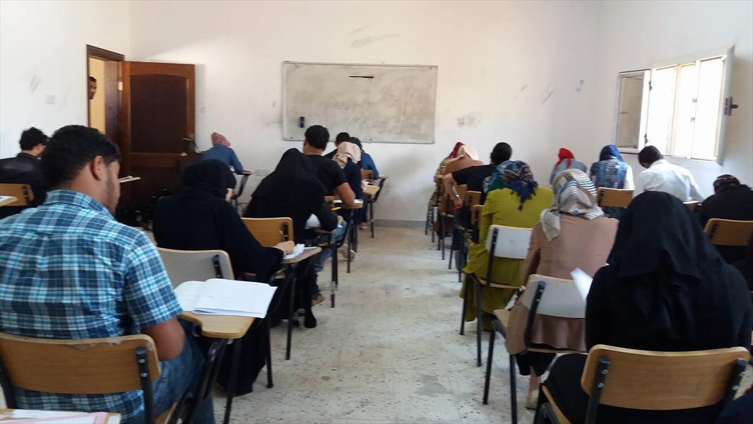 انطلاق الامتحانات النهائية بكلية الاقتصاد في جامعة طبرق