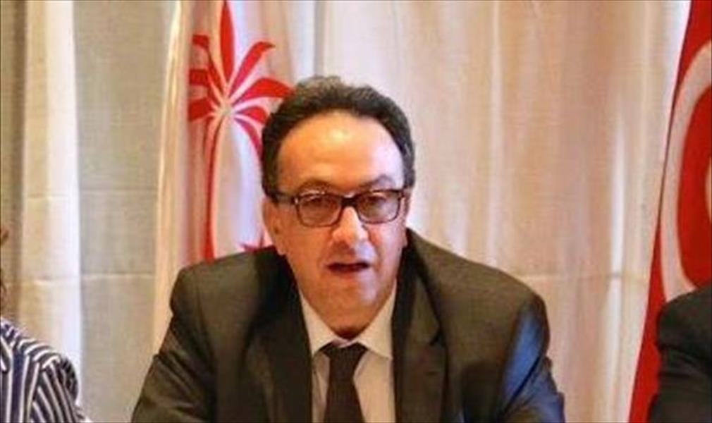 حافظ السبسي يطالب التونسيات والتونسيين بدعم الحكومة