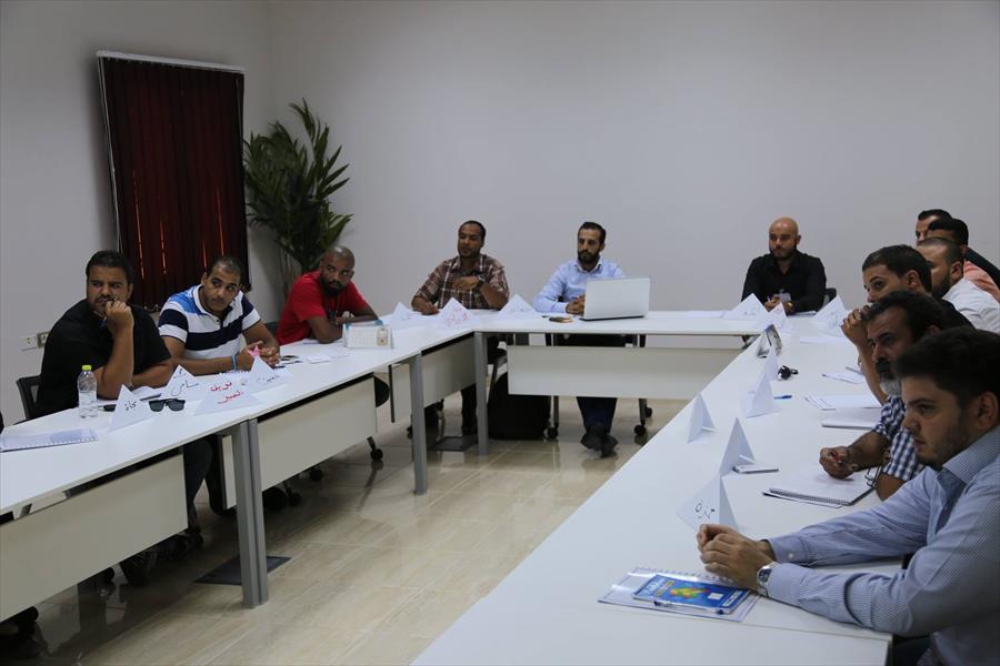 «بلدي طرابلس» ينظم دورة تدريبية عن التميز في المراسلات الإدارية
