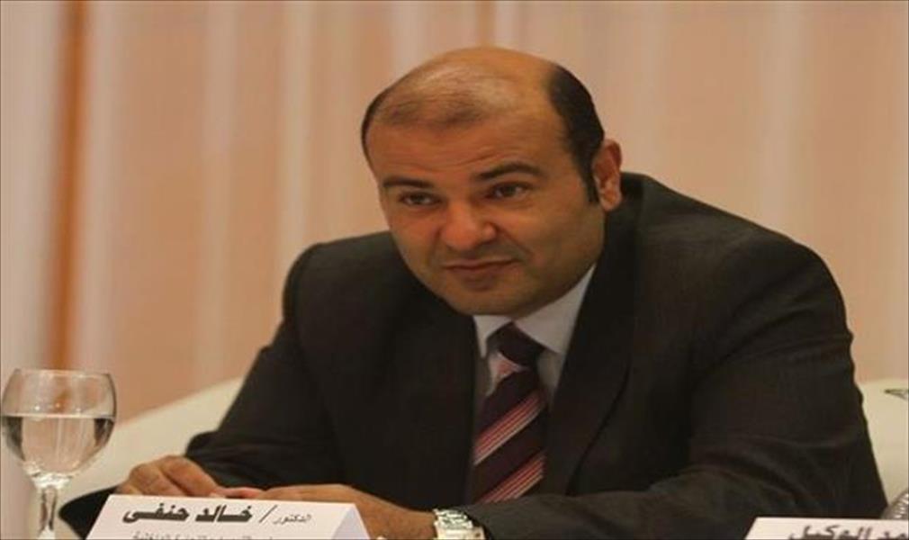 استقالة وزير التموين المصري بعد أزمة فساد صوامع القمح