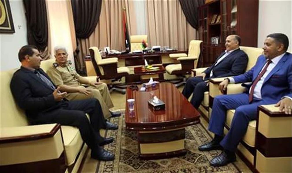 رئيس ديوان النواب يبحث مع وزير الداخلية عقد جلسات المجلس في بنغازي