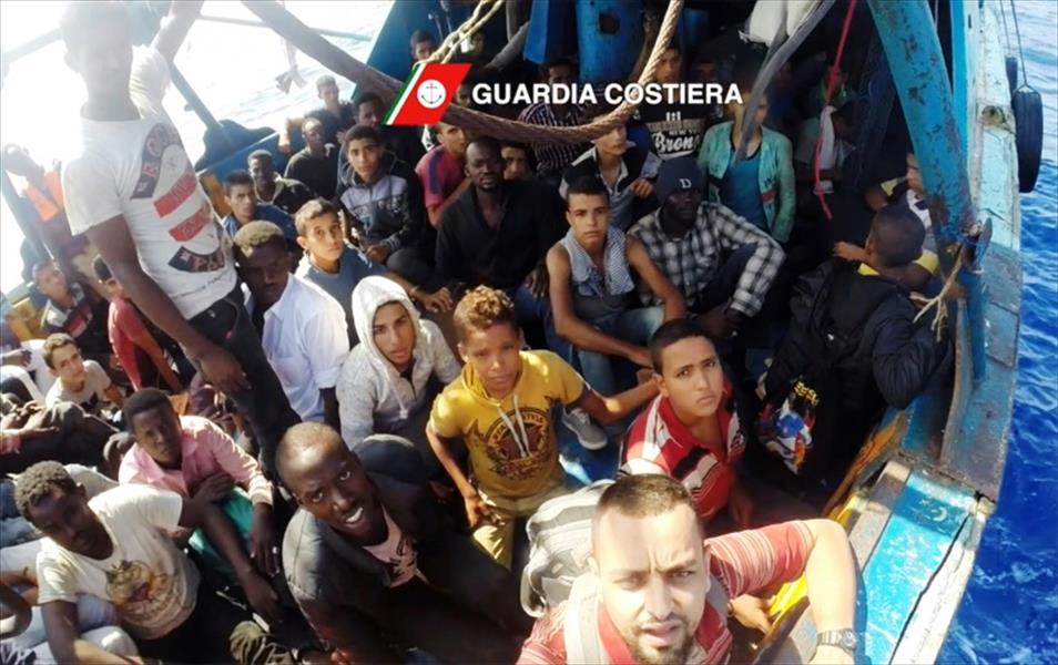 إيطاليا تواصل عمليات إنقاذ مهاجرين قبالة سواحل ليبيا