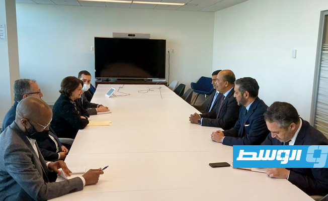 عضو المجلس الرئاسي موسى الكوني يجتمع مع وكيلة الأمين العام للأمم المتحدة للشؤون السياسية وبناء السلام روزماري ديكارلو في نيويورك، الإثنين 28 مارس 2023 (المجلس الرئاسي)