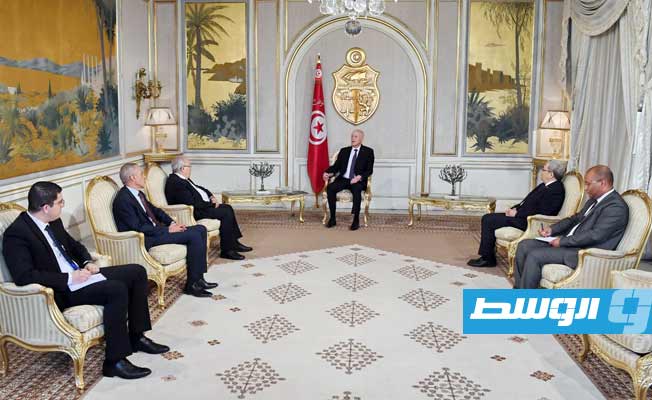 لقاء الرئيس قيس سعيد وزير الخارجية الجزائري رمطان لعمامرة، الجمعة 10 يونيو 2022. (الرئاسة التونسية)