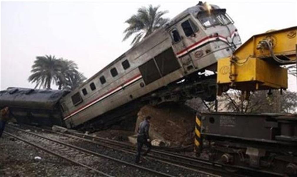 مصر: وفيات وإصابات في خروج قطار عن القضبان