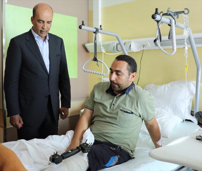 الكوني يزور الجرحى الليبيين في تونس ويناشد ألمانيا وإيطاليا منحهم تأشيرات للعلاج