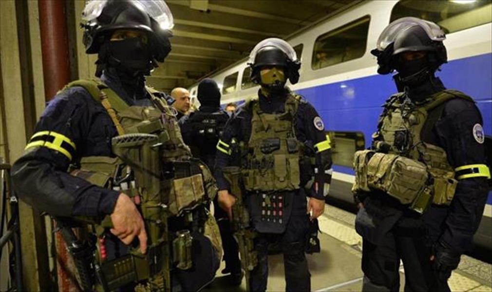 توقيف 300 شخص في فرنسا على علاقة بـ«شبكات إرهابية»