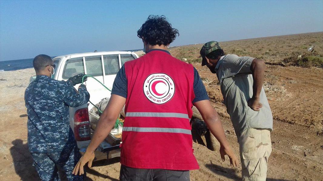 انتشال 28 جثة لمهاجرين غير شرعيين على ساحل غرب طبرق