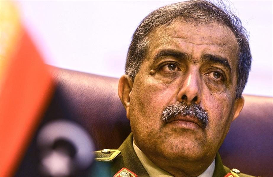 «بوابة الوسط» تنشر نص قرار الحاكم العسكري بشأن منع سفر الليبيات دون محرم