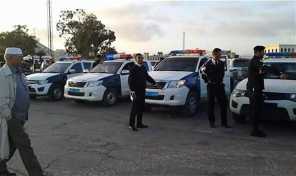 مركز شرطة الصابري يضبط سارق سيارات مسلح