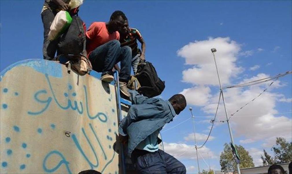 ضبط 86 مهاجرًا غير شرعي في بوابة الهيرة بغريان