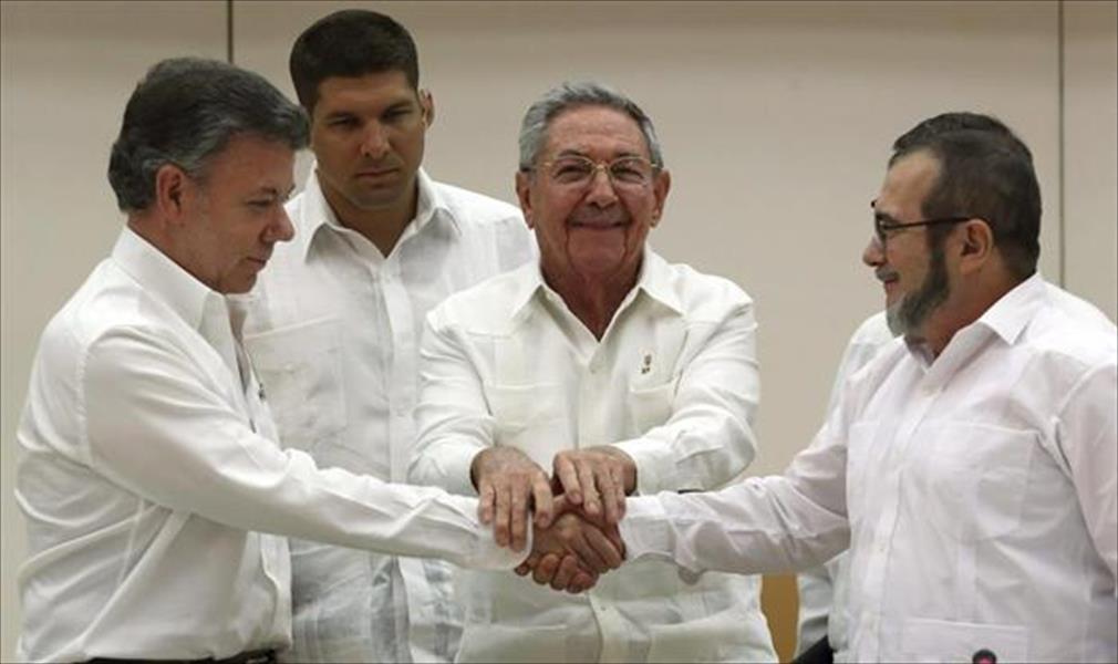 كولومبيا توقع اتفاق سلام ينهي 50 سنة من الحرب مع متمردي «فارك»