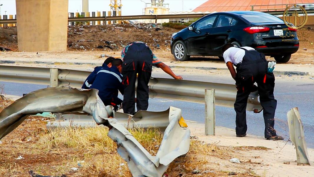 حملة موسعة لنظافة شوارع بنغازي وحدائقها