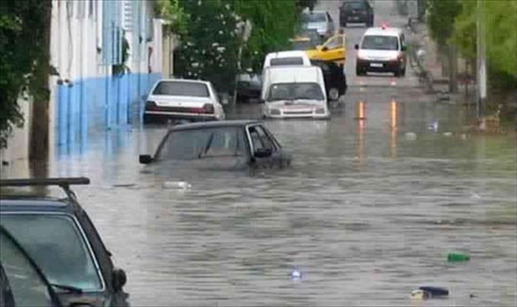 الفيضانات تغمر تونس.. والجيش يتدخل لإجلاء الأسر المتضررة
