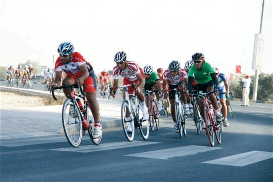 اتحاد الدراجات ينظم سباق الطريق بمدينة زوارة