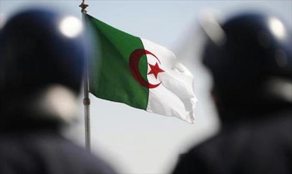 الجزائر تستبعد اللاجئين الليبيين من عمليات ترحيل كبرى
