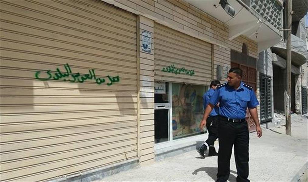«بلدي أجدابيا» يغلق 11 صيدلية مخالفة للقانون