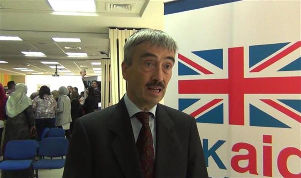 السفير البريطاني لدى ليبيا: هذا موقفنا من المشير حفتر