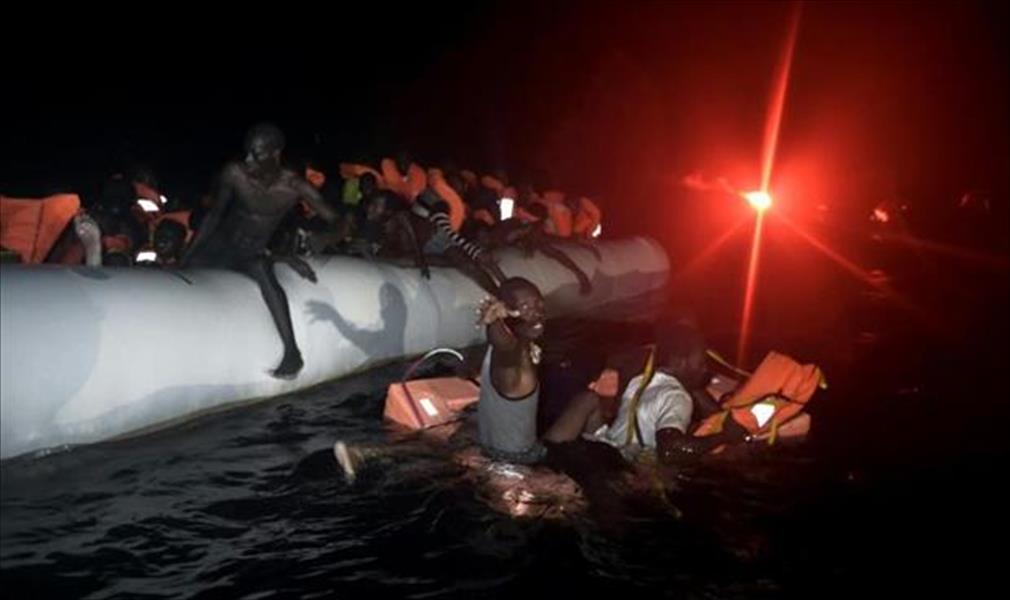 ارتفاع عدد قتلى ومفقودي زورق مهاجرين هاجمه مسلحون قبالة ليبيا