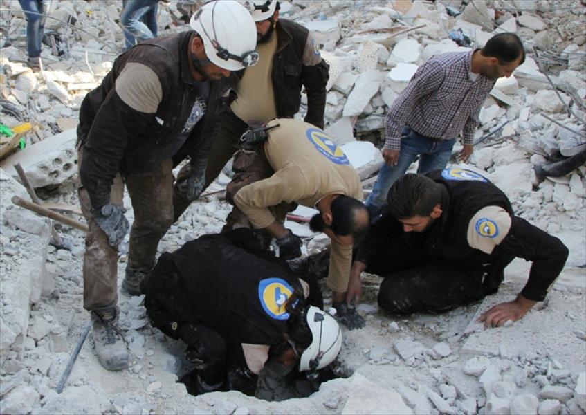 مقتل 16 مدنيًا في غارات على إدلب بسورية