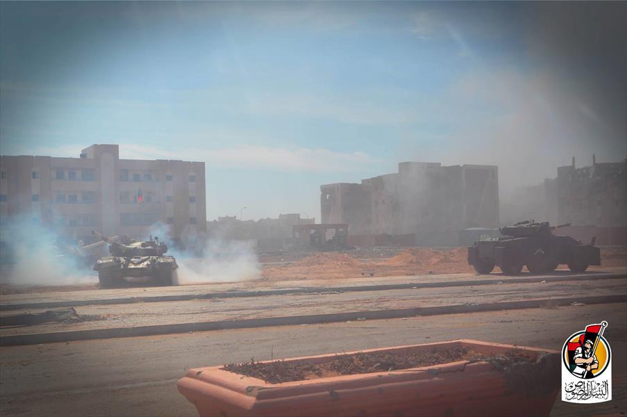 انفجار لغم في أربع سيارات لقوات «البنيان المرصوص» غرب سرت