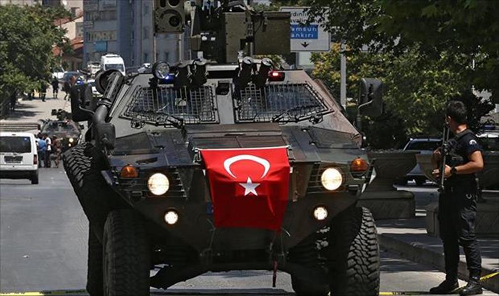 الشرطة التركية تشن حملة مداهمات على منازل صحفيين ورؤساء تحرير