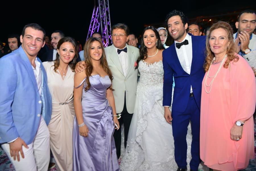 بالصور: نجوم الفن والإعلام في حفل زفاف حسن وإيمي