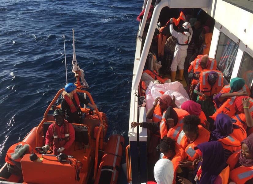 إنقاذ 1400 مهاجر قبالة السواحل الليبية