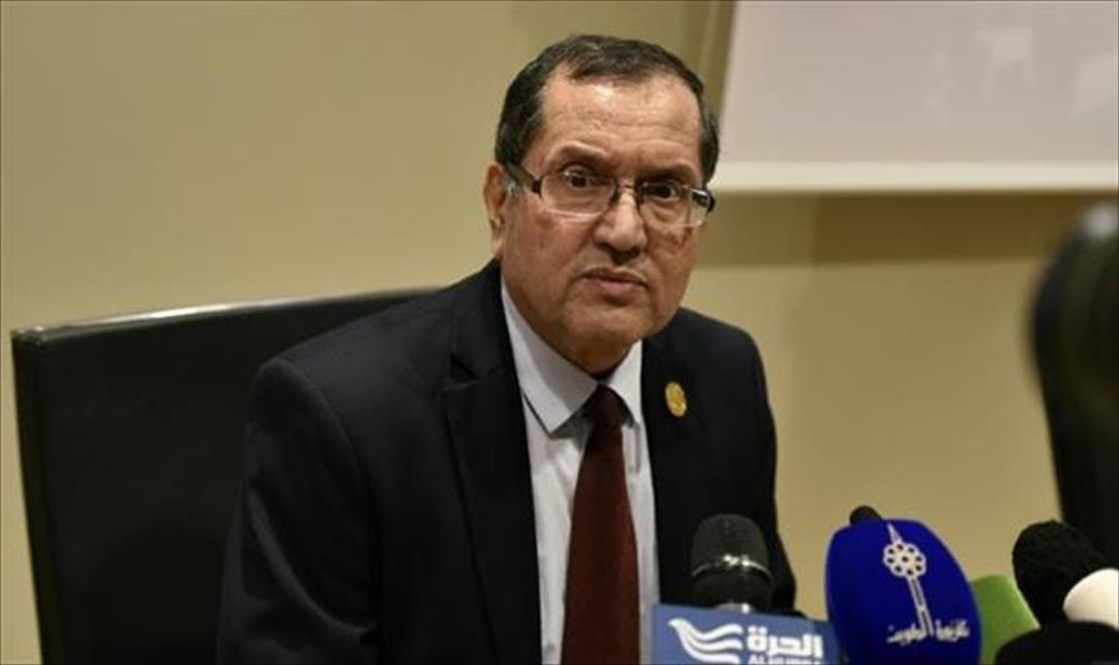 الجزائر تقترح خفض إنتاج النفط بمعدل 1.1 مليون برميل
