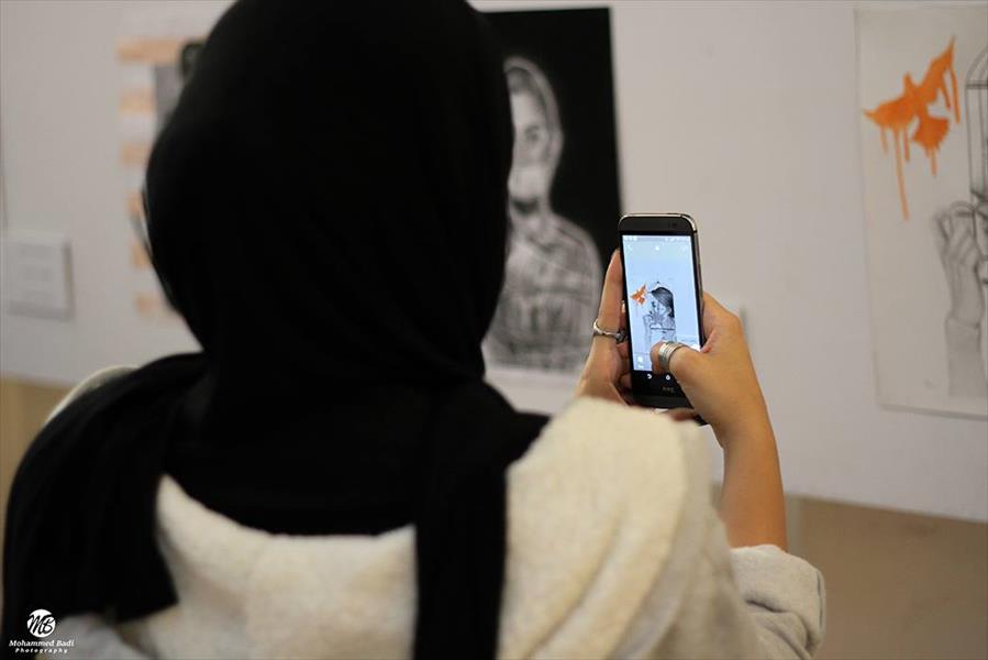 بنغازي ترفض العنف ضد المرأة بالفن