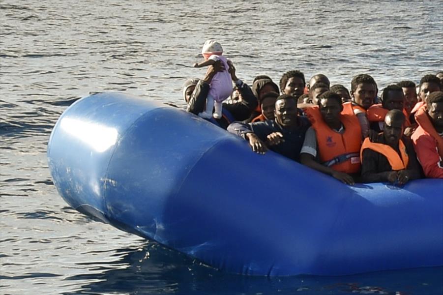 إغاثة 1400 مهاجر قبالة سواحل ليبيا