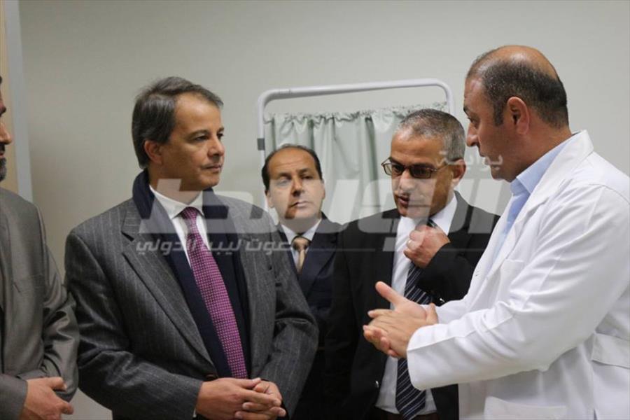بالصور.. افتتاح العيادات الخارجية بمستشفى قورينا في شحات