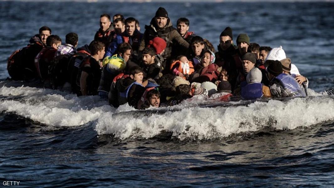 إنقاذ 72 مهاجرًا قبالة السواحل الإسبانية