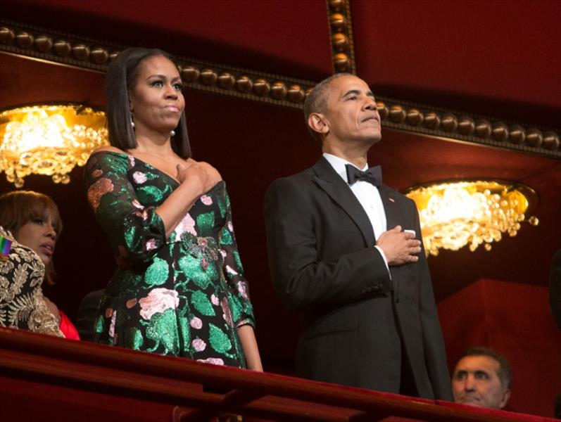 باراك وميشال أوباما يحضران آخر حفل لتكريم الفنانين