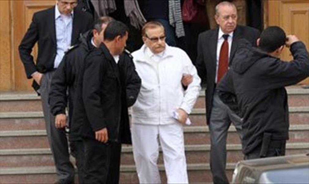 مصر: إلغاء حكم سجن رئيس مجلس الشورى الأسبق ونجله