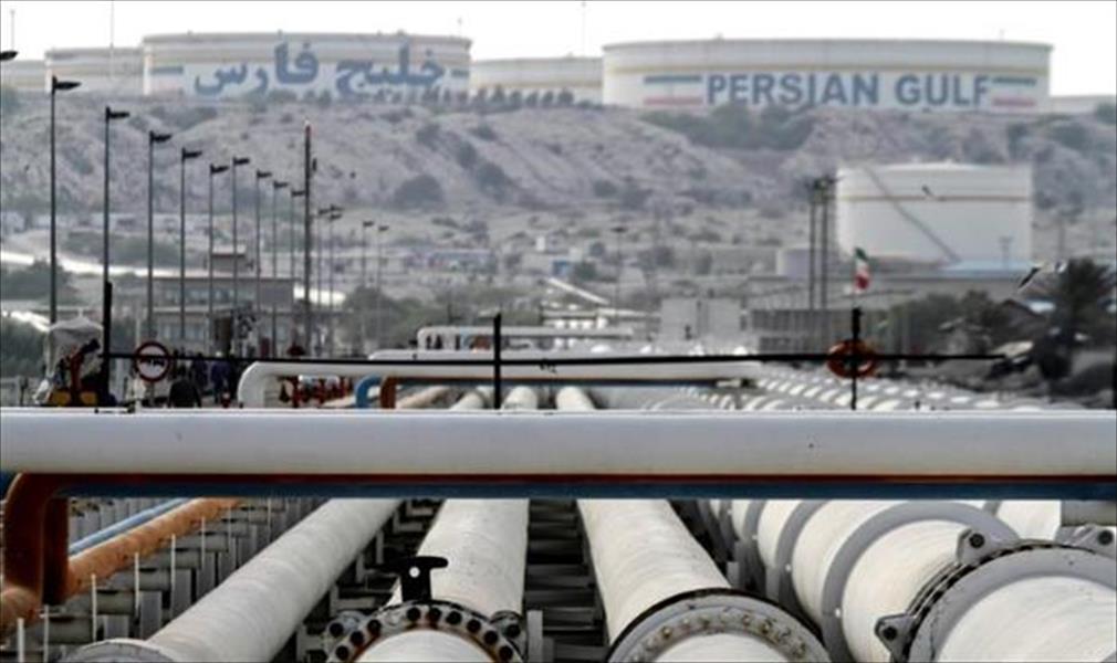 إيران توقع اتفاقين للنفط مع شركة غازبروم الروسية