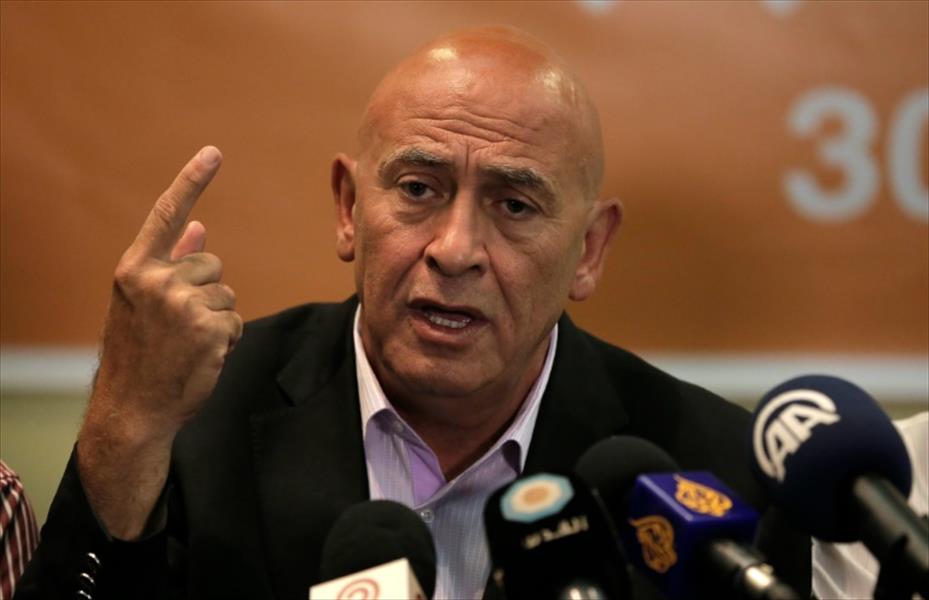 إسرائيل تحقق مع نائب عربي نقل هواتف لمعتقلين فلسطينيين
