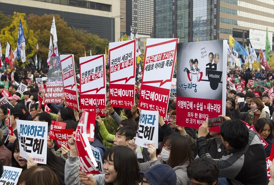 تجدد التظاهرات المطالبة بتحني رئيسة كوريا الجنوبية