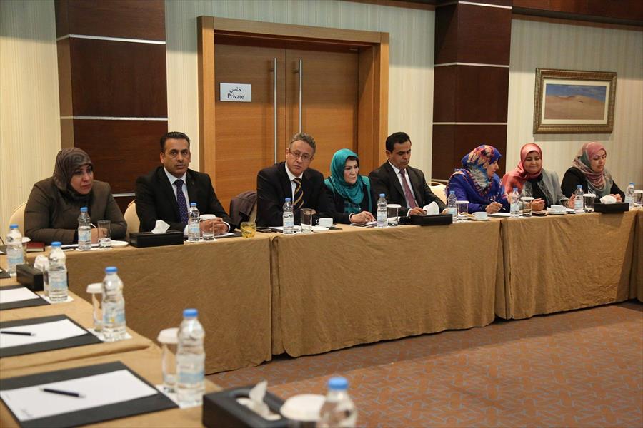 اجتماع بين نواب وعمداء بلديات طرابلس الكبرى لمناقشة التحديات الأمنية
