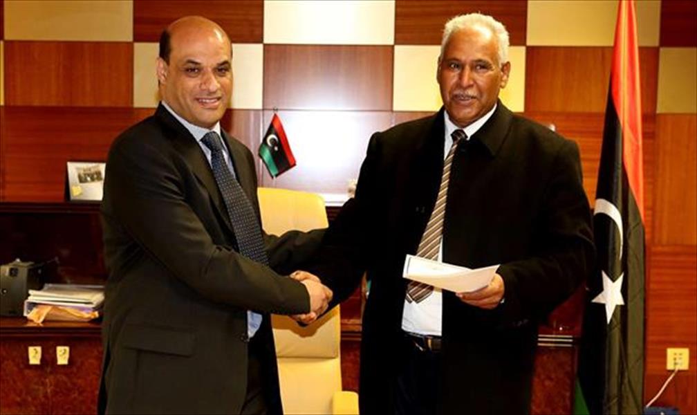 المفوض بـ«اقتصاد الوفاق» يتسلم مقر الوزارة في طرابلس