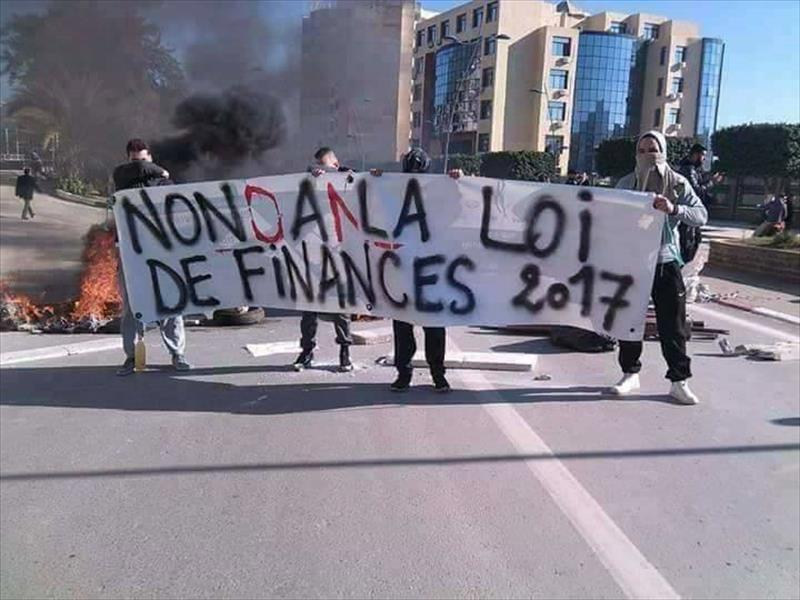 الجزائر تواجه احتجاجات «غلاء المعيشة»
