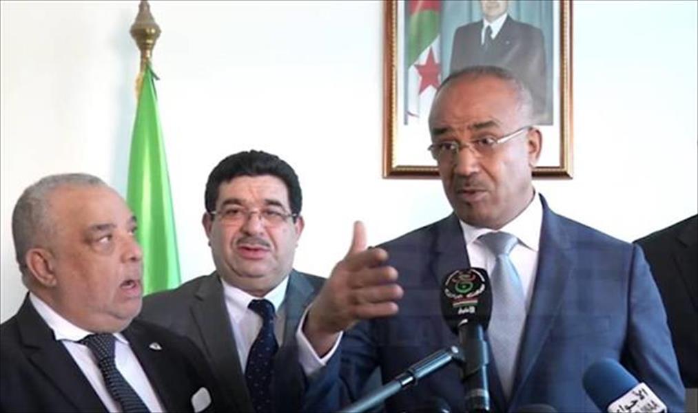 وزير الداخلية الجزائري يتحدث عن أطراف تريد زعزعة الاستقرار فى أحداث بجاية