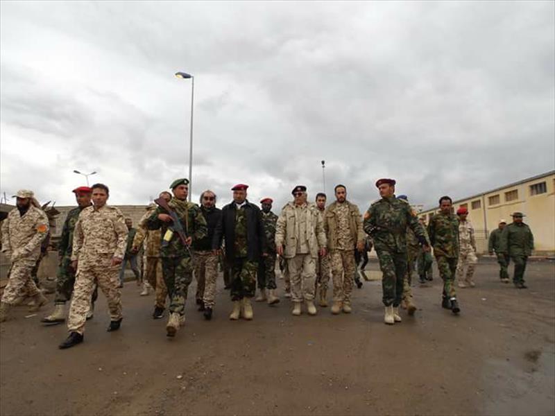 العميد إدريس مادي يتفقد اللواء 26 جنوب العاصمة طرابلس