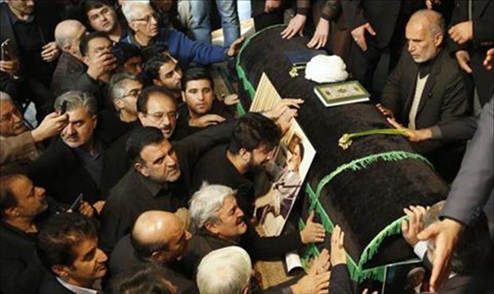 عشرات الآلاف يشاركون في تشييع الرئيس الإيراني السابق رفسنجاني