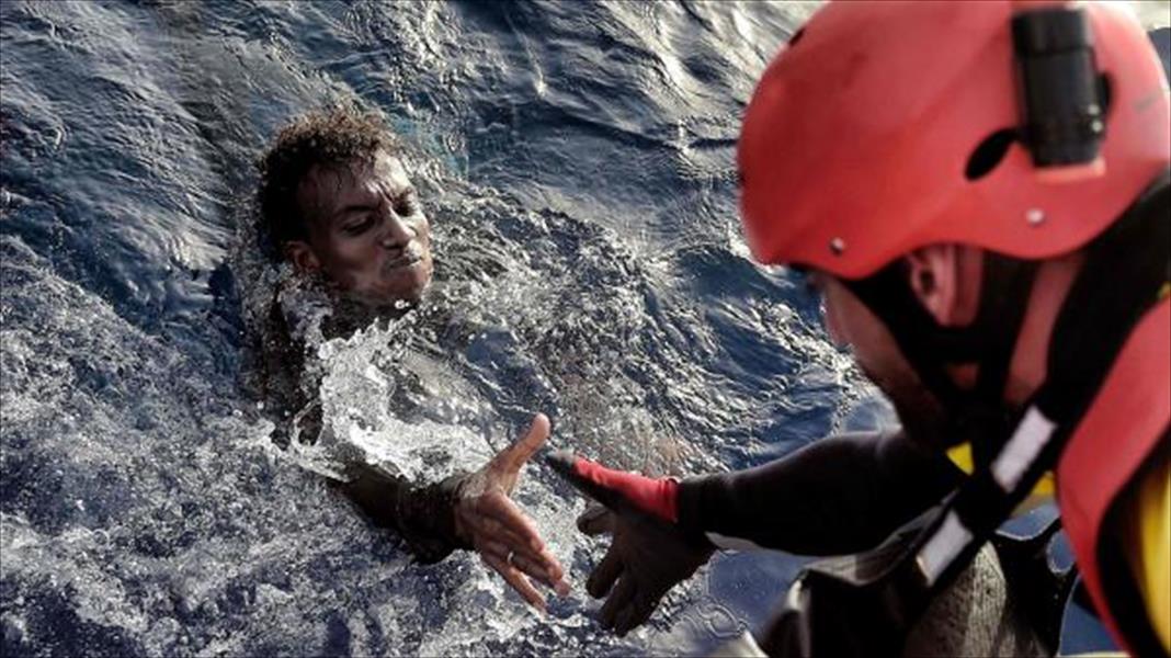 إيطاليا تعرض تقديم سفن وطائرات لمساعدة ليبيا أمام تدفق المهاجرين