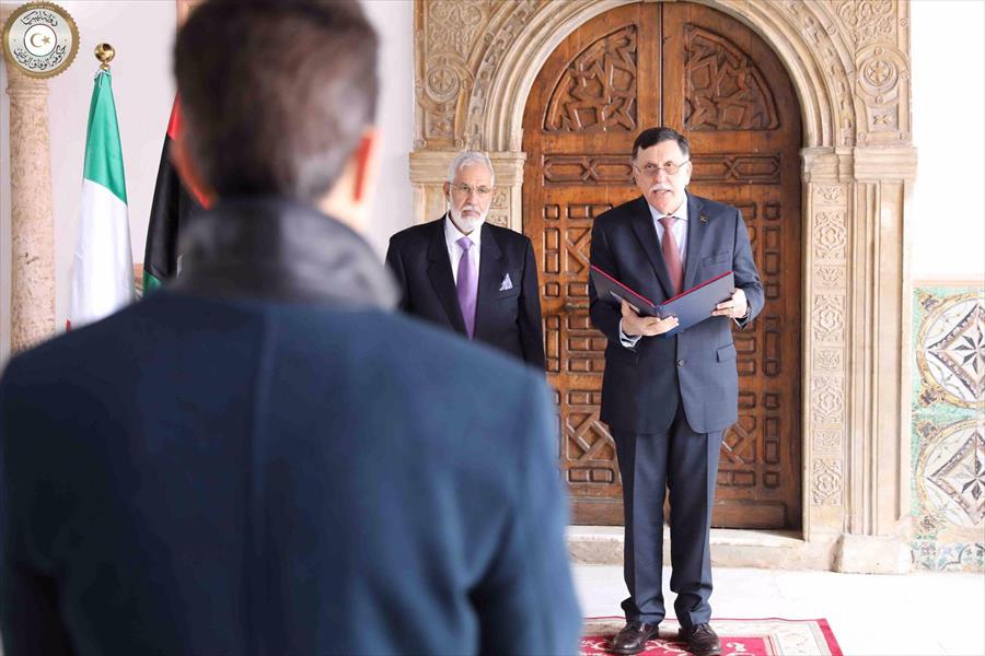 المجلس الرئاسي يعتمد أوراق سفيري إيطاليا وكوريا الشمالية