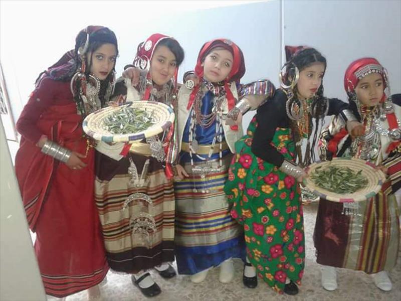 بالصور: أهالي يفرن وكاباو يحتفلون برأس السنة الأمازيغية الجديدة